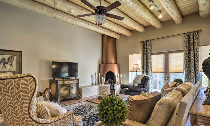 La Cienaga House | Adobe Retreat in Santa Fe w/ Deck & Mountain Views