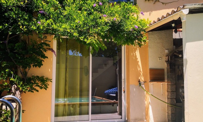 Toulon House | Adorable Dépendance Avec Piscine au Calme