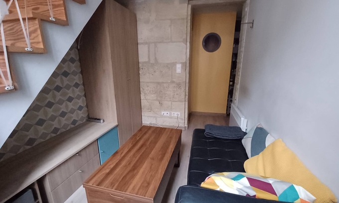 Saint-Bruno - Saint-Victor Apartment | Adorable duplex apartment ideally located in a beautiful Bordeaux building
