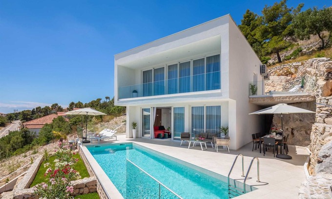 Seget Donji Villa | Adria View Villas Complex