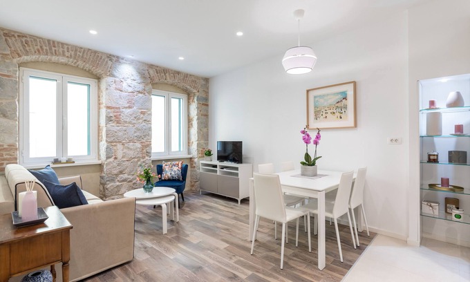 Old Town Apartment | Adriatik Lux Teatro 2