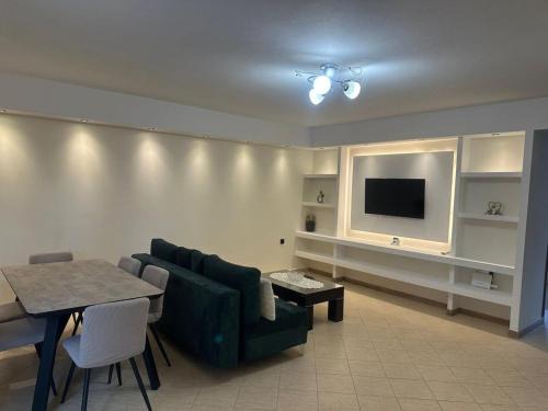 Makri Apartment | Advance Real Estate OE