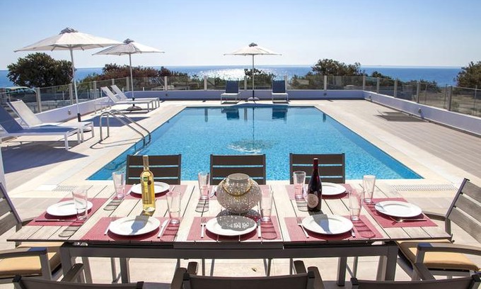 Gennadi Villa | Aegean Horizon Beachfront Villas