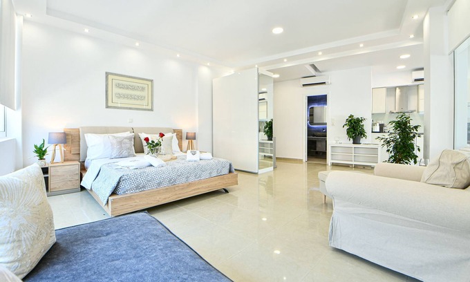 Plaka Apartment | AEOLIS SUITES , Ancient Athens at your window!