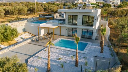 Agriana Villa | Aetheria & Aura Suites by Temma Villas