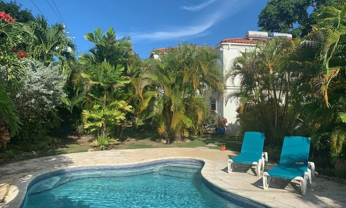Mullins Apartment | AFFORDABLE 1 BED PROPERTY nr MULLINS BEACH