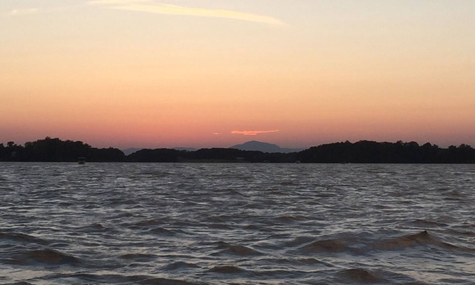 Penhook Cottage | Affordable Cottage in a Quiet Cove on Beautiful Smith Mountain Lake.