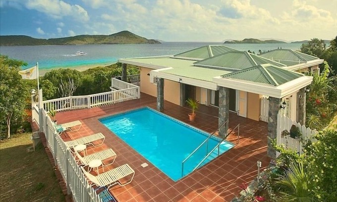 Cabes Point House | Affordable Home with Private Pool in a Great Location