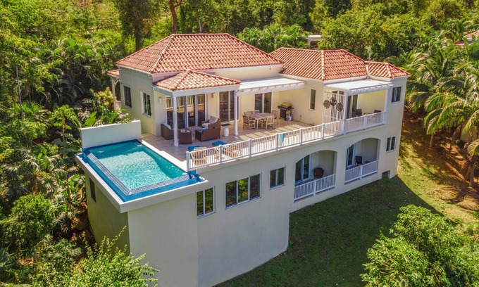 Estate Little Saint Thomas House | Affordable Luxury~ 2 Pristine Beaches ~ Privacy ~ Villa Sea and Sky, Botany Bay