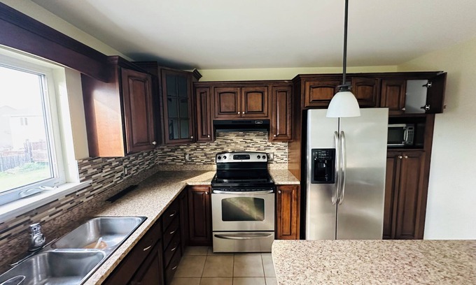 Moncton House | Affordable short term rental room
