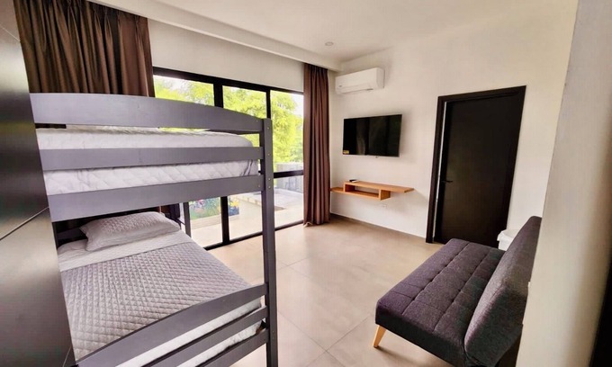 La Libertad House | AG36 4-bdrm house w/pool, central AC, & WiFi in the heart El Sunzal, Surfcity.