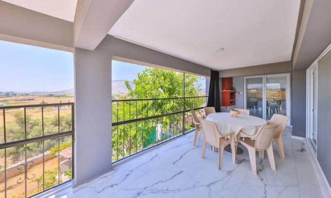 Milas Villa | Agach Aparts (Maltese Plum)