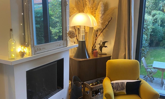 Suresnes House | Agréable Maison Avec Jardin à 15 min de Paris, Proche Transports