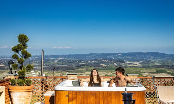Chianni Apartment | Agri Apartment La Terrazza La Ripadoro