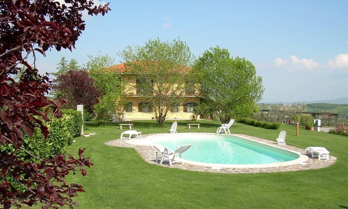 Montefiascone Other | Agriturismo Bella Cima - Rosa apartment (sleeps 2)