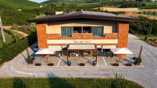 Vezza d'Alba House | Agriturismo Demarie