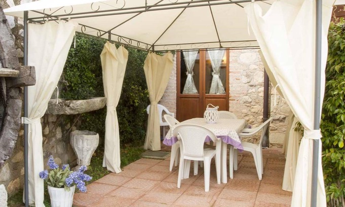 Padenghe sul Garda Apartment | Agriturismo Apartment Catullo heated pool, Padenghe sul Garda, Italy