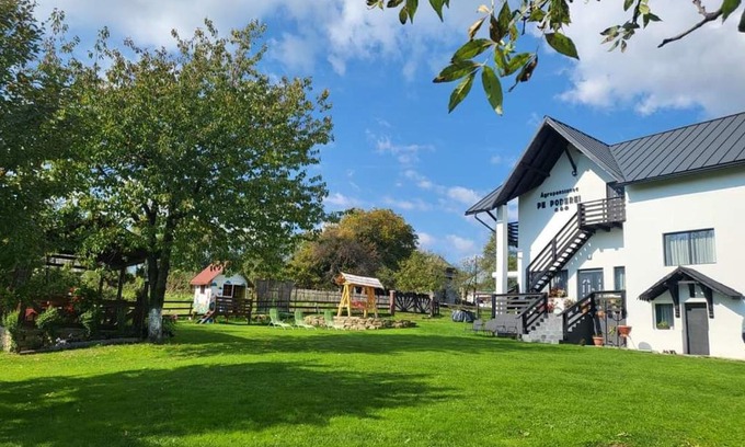 Cupseni House | Agropensiunea Pe Poderei