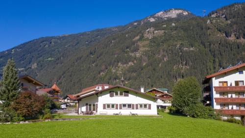Mayrhofen Ski Chalet | Ahorn Chalet
