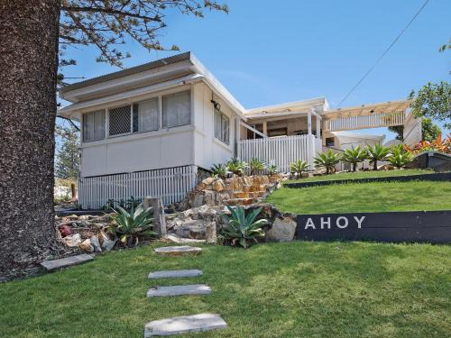 Point Lookout House | Ahoy Cottage by Discover Stradbroke