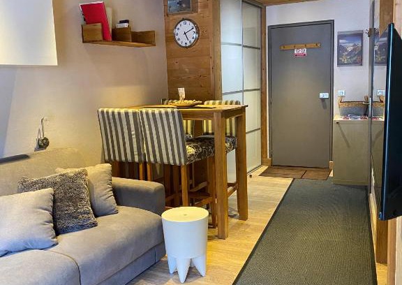 Chamonix City Centre Apartment | Aiguille du Midi - Le Chamo'nid