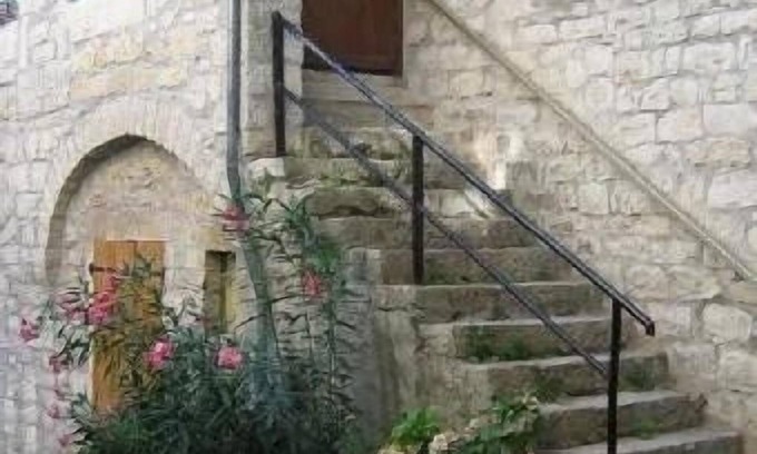Berrias-et-Casteljau House | Air-conditioned stone house with swimming pool - Ardèche méridionale