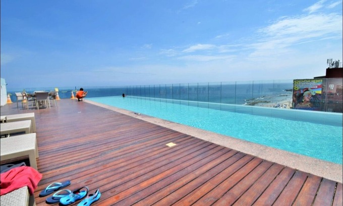 Barra Apartment | Air-conditioned apartment with balcony with view and rooftop pool, Express 2222