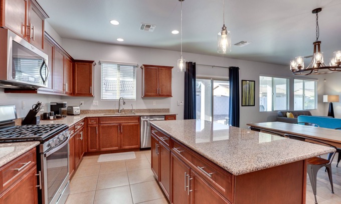Laveen Village House | Airy Laveen Village Escape ~ 11 Mi to Phoenix!