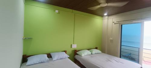 Hireguthi Hotel | Aisiri comforts beach stay and cafe