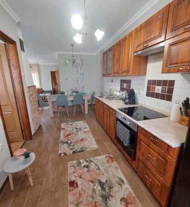 Debrecen Apartment | Akácvirág Airport Vendégház