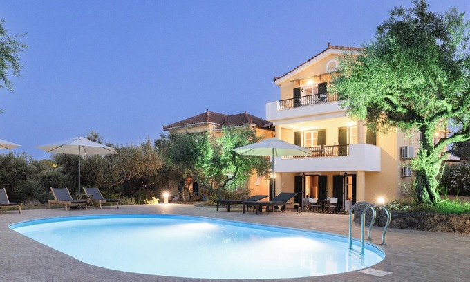 Zakynthos Town Apartment | Akrotiri Sea View Maisonette
