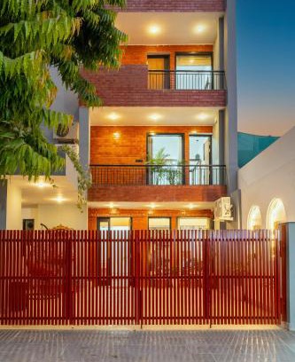 Malviya Nagar Villa | Alaya Stays Ramalaya 8 BHK Villa with Garden