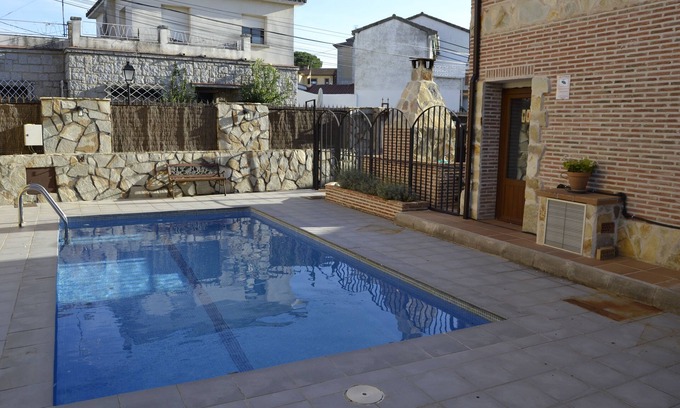Aldea del Fresno House | ALBERCHE 1 Apartment