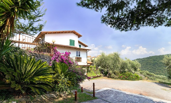 Cerri Other | Albergo Serena