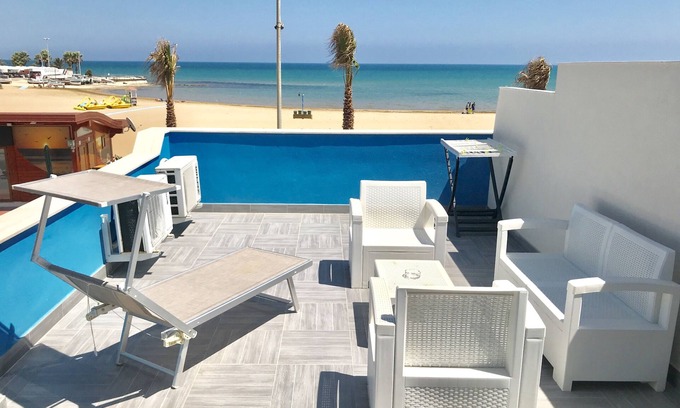 Zona Portuale Bed & Breakfast | Albergo Terrazze Sul Mare