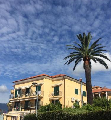 Borgio Verezzi Hotel | Albergo Villa Ada