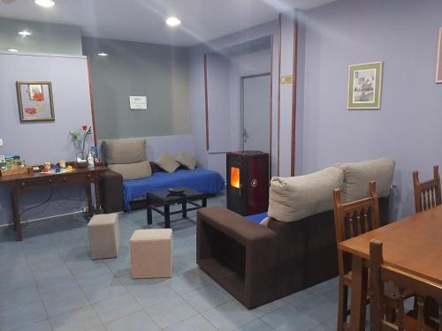 Triacastela Hostel | Albergue Berce do Camiño