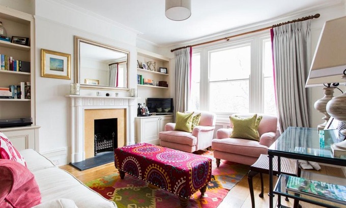 Battersea Apartment | Albert Bridge Road II by Onefinestay