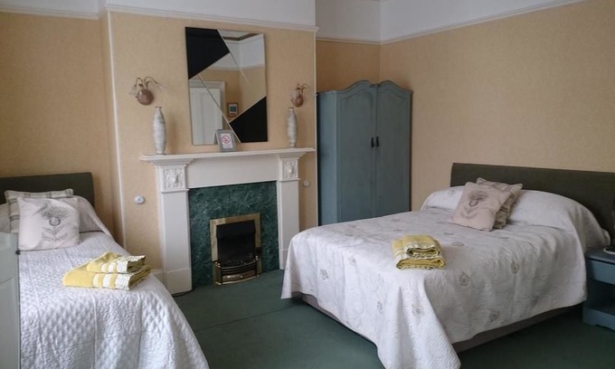 Peterhead Hotel | Albert Hotel