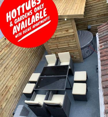 Blackpool Town Center Apartment | Albert Hottub & Jacuzzi Apartments