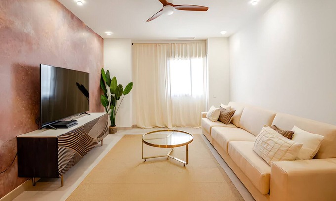 San Felipe Neri Apartment | Alberthouse - Lujoso Piso Málaga Centro Histórico