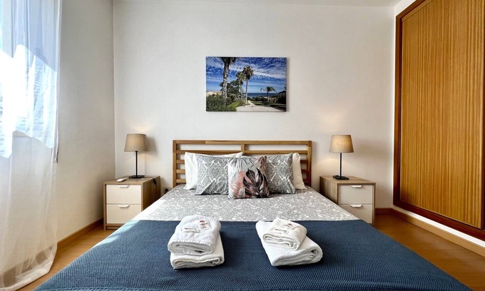 Monte Raposo Apartment | ALCANTARILHA VILALUX by HOMING