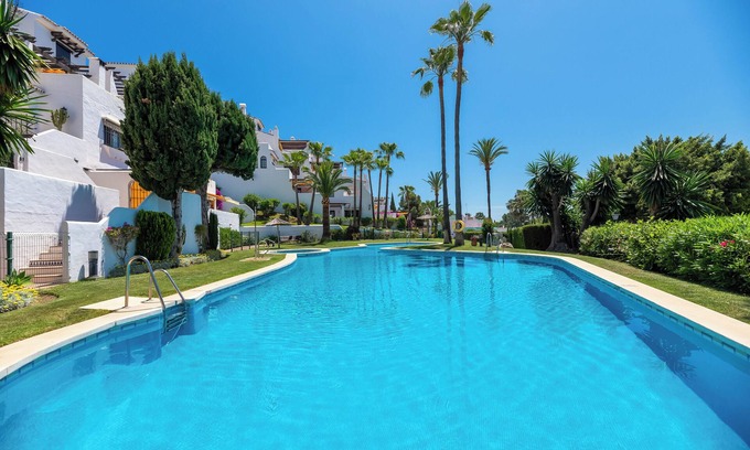 Nueva Andalucia Cottage | Aldea Blanca Duplex Nueva Andalucía