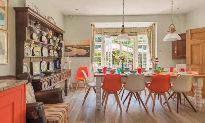 Aldeburgh House | Aldeburgh Family House
