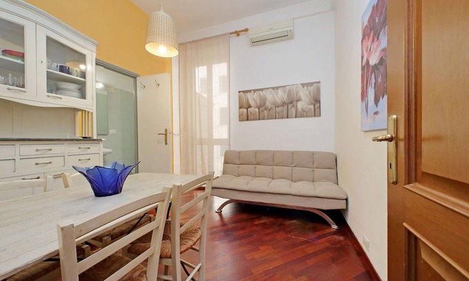 Esquilino Apartment | Aleardo Aleardi, 1 Bd Apartment With Balcony By Halldis