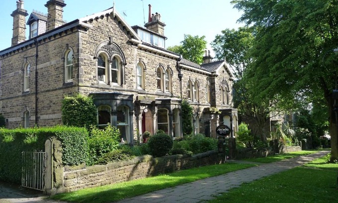 Harrogate Bed & Breakfast | Alexandra Court