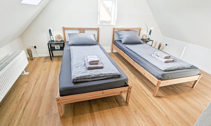 Stuttgart Apartment | ALFA Stuttgart 3BR 5 Beds Netflix INET EBK Wasen