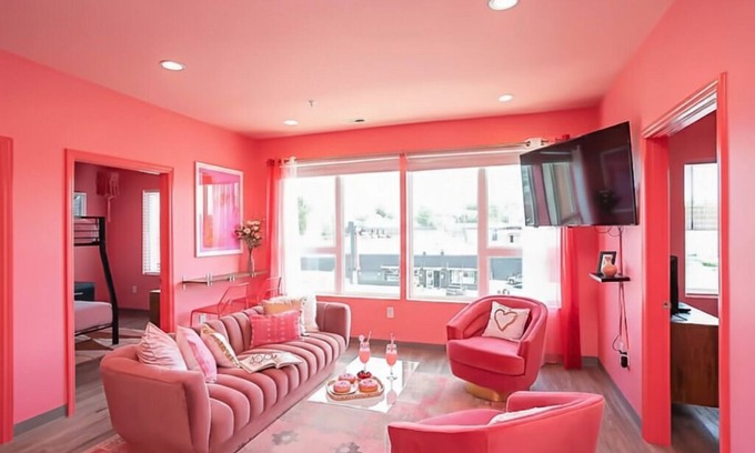 Maxwell House | 🍷🌇 All Day & Night! BEST EAST NASH location - Walkable