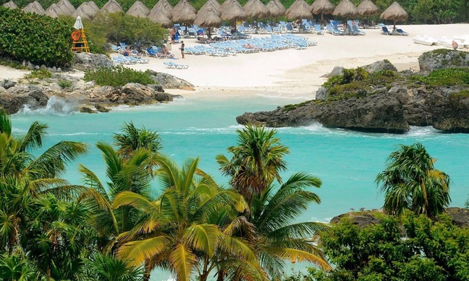 Akumal Resort | All-Inclusive Premium Mini-Suite at Grand Sirenis Riviera Maya Resort and Spa