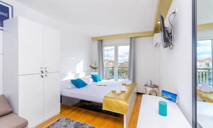 Kastel Stafilic House | All Saints Suites B&b Kastela - Double Room